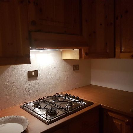 In Perfetto Stile Valdostano Apartment Saint-Vincent Ngoại thất bức ảnh