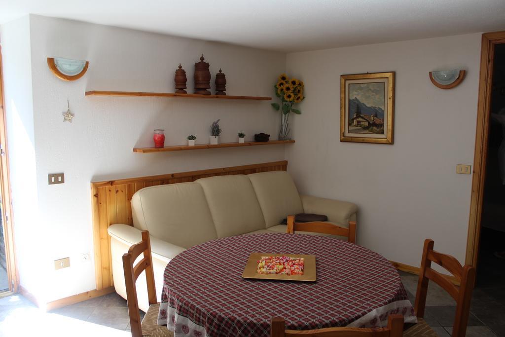 In Perfetto Stile Valdostano Apartment Saint-Vincent Ngoại thất bức ảnh
