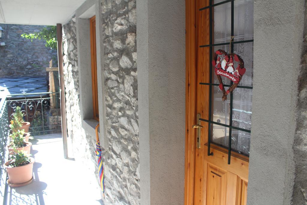 In Perfetto Stile Valdostano Apartment Saint-Vincent Ngoại thất bức ảnh